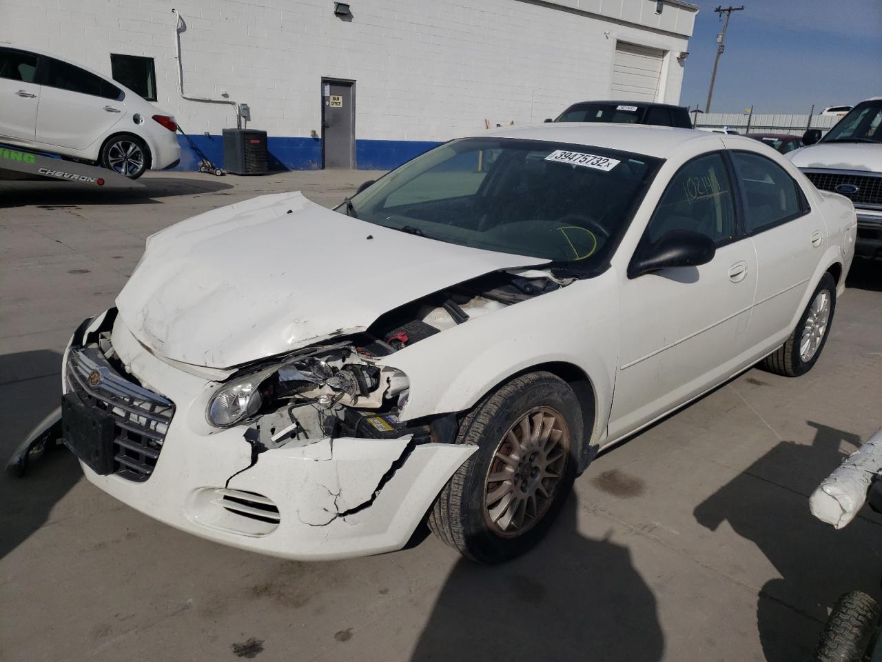 Photo 2 from auction – 2005 CHRYSLER SEBRING with VIN 1C3EL46X75N641377