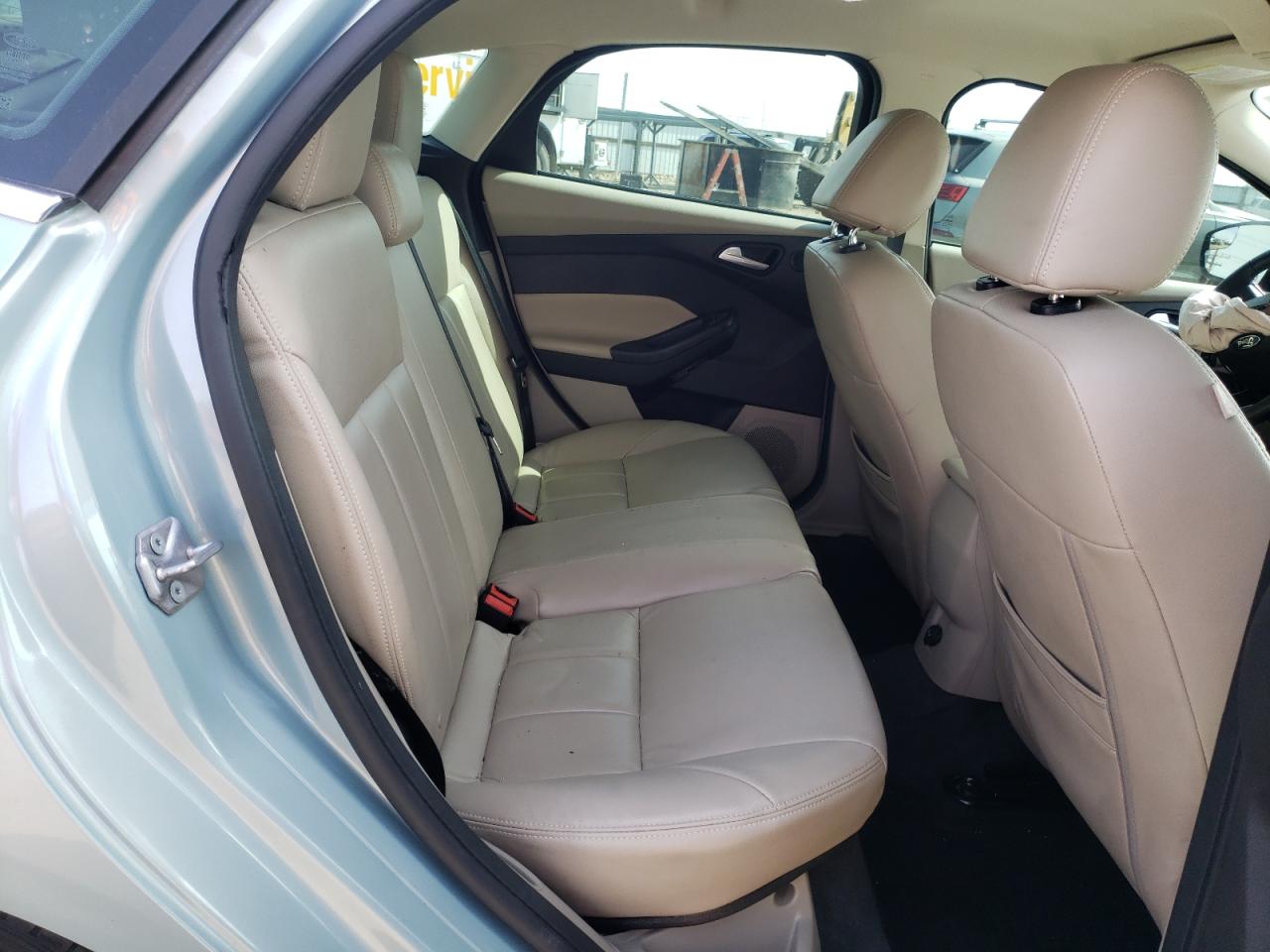 Photo 6 from auction – 2013 FORD FOCUS BEV with VIN 1FADP3R4XDL301681
