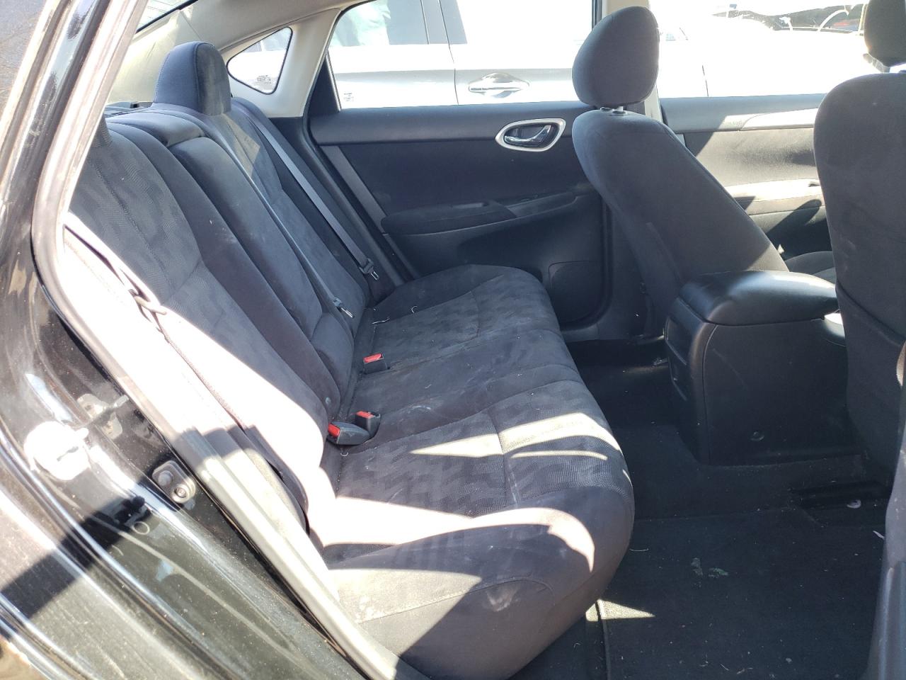 Photo 6 from auction – 2013 NISSAN SENTRA S with VIN 1N4AB7AP0DN907025