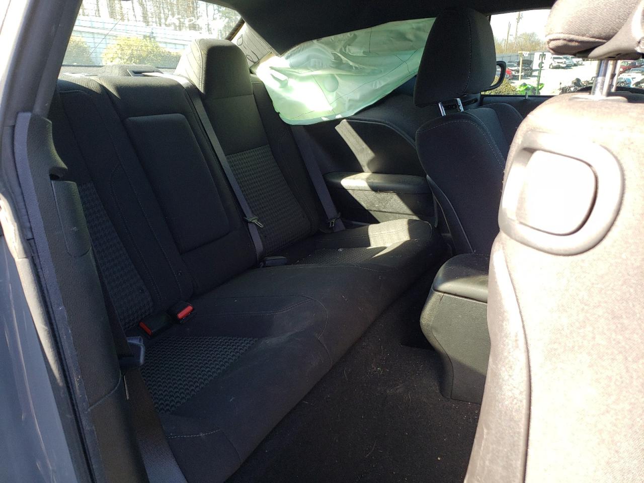 Photo 6 from auction – 2019 DODGE CHALLENGER with VIN 2C3CDZAG7KH623183