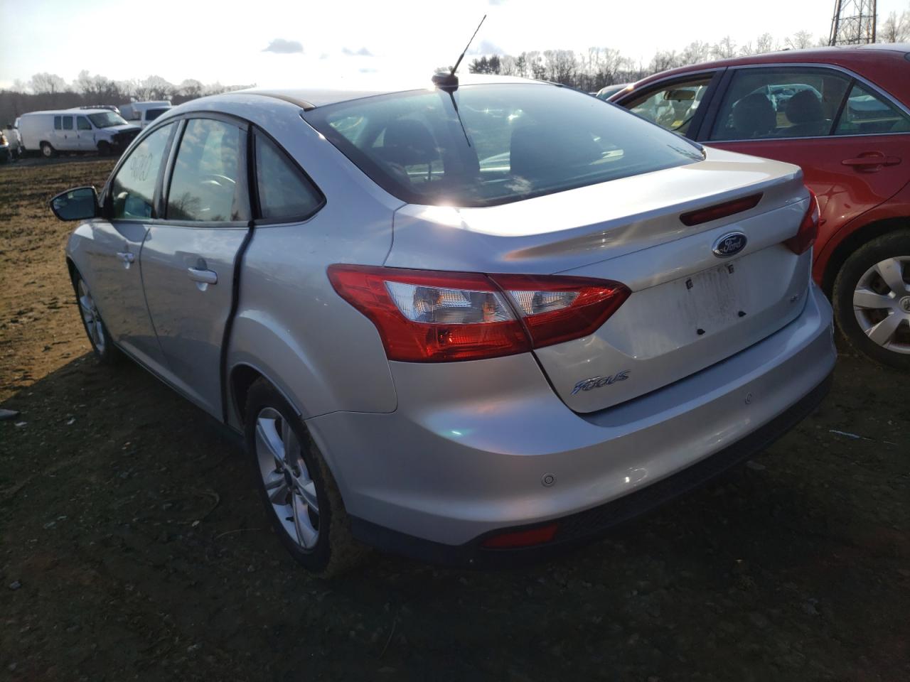 Photo 3 from auction – 2014 FORD FOCUS SE with VIN 1FADP3F26EL395398