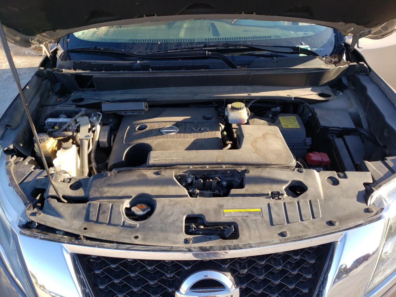 Photo 7 from auction – 2014 NISSAN PATHFINDER with VIN 5N1AR2MN8EC735810