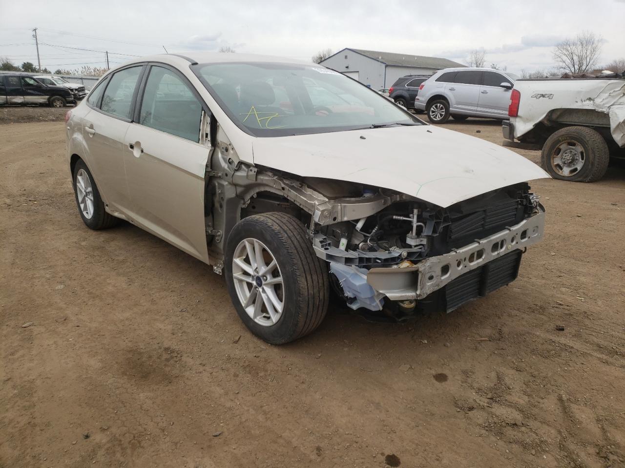 FORD FOCUS SE 2018 with VIN 1FADP3F27JL239350 - Photo from auction