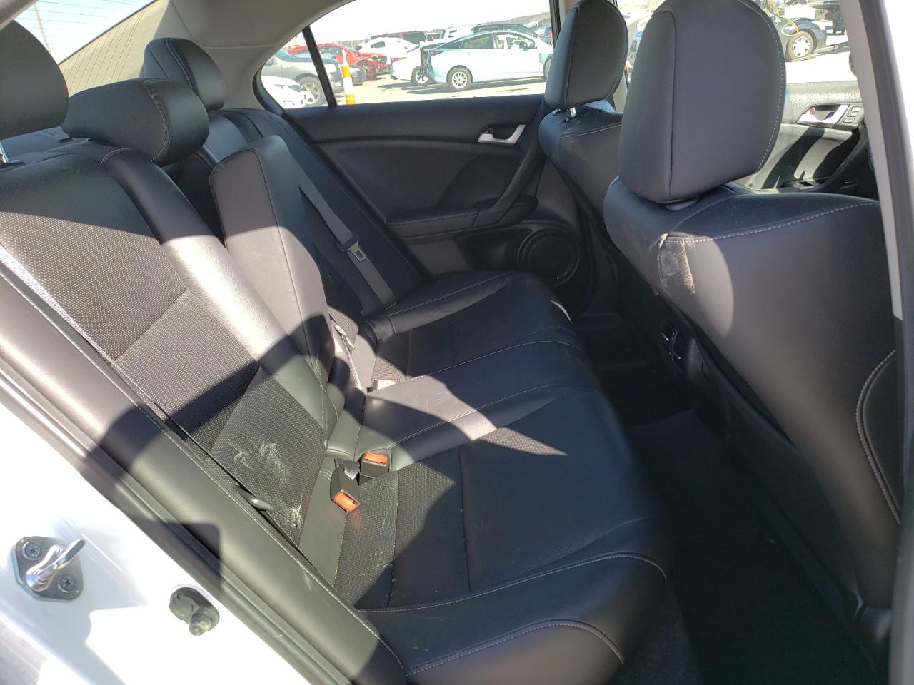 Photo 6 from auction – 2012 ACURA TSX TECH with VIN JH4CU2F69CC015199