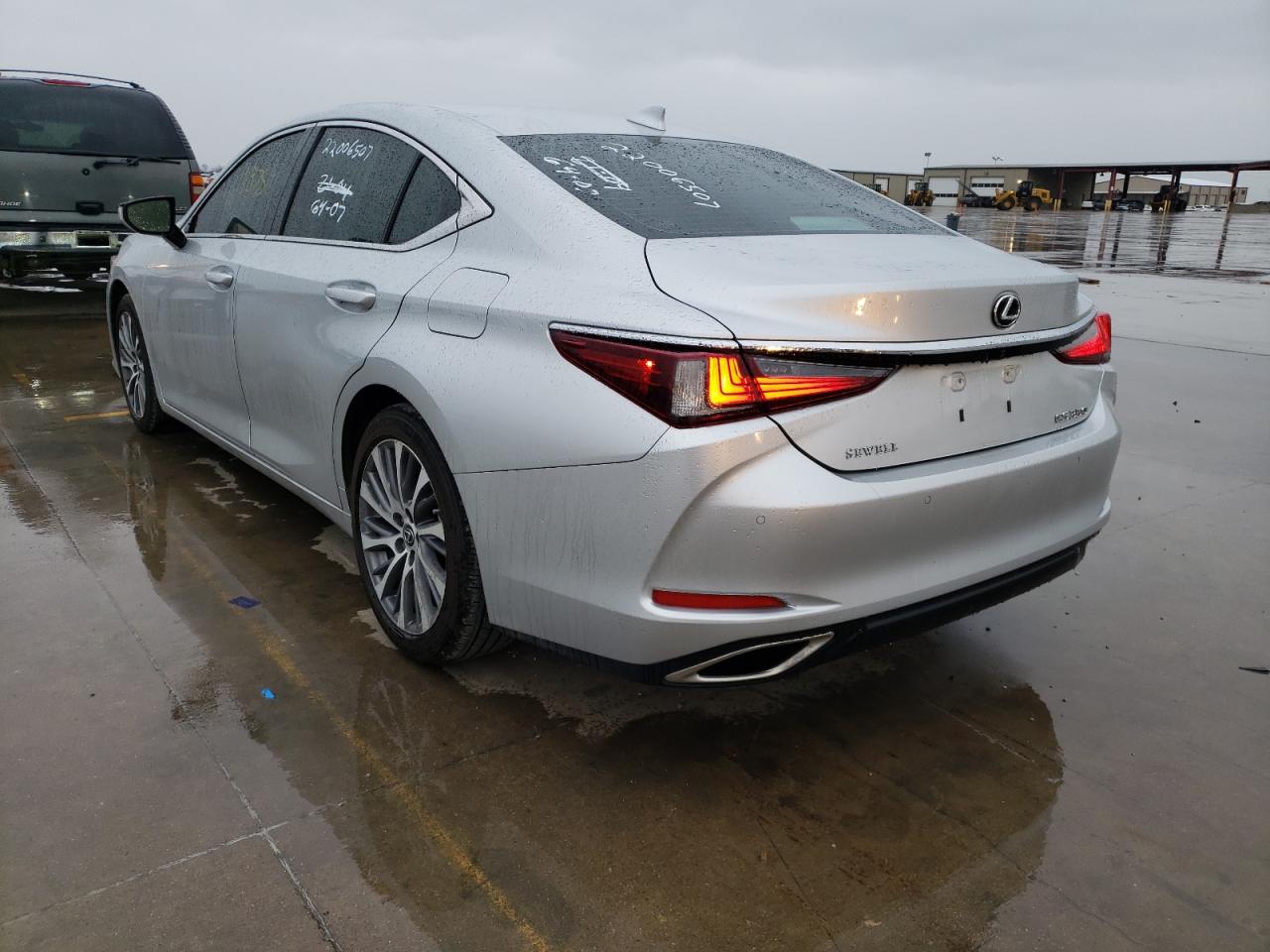 Photo 3 from auction – 2021 LEXUS ES 350 BAS with VIN 58ADZ1B14MU100446