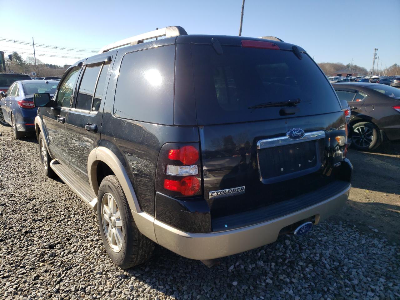 Photo 3 from auction – 2006 FORD EXPLORER E with VIN 1FMEU74E86ZA26175