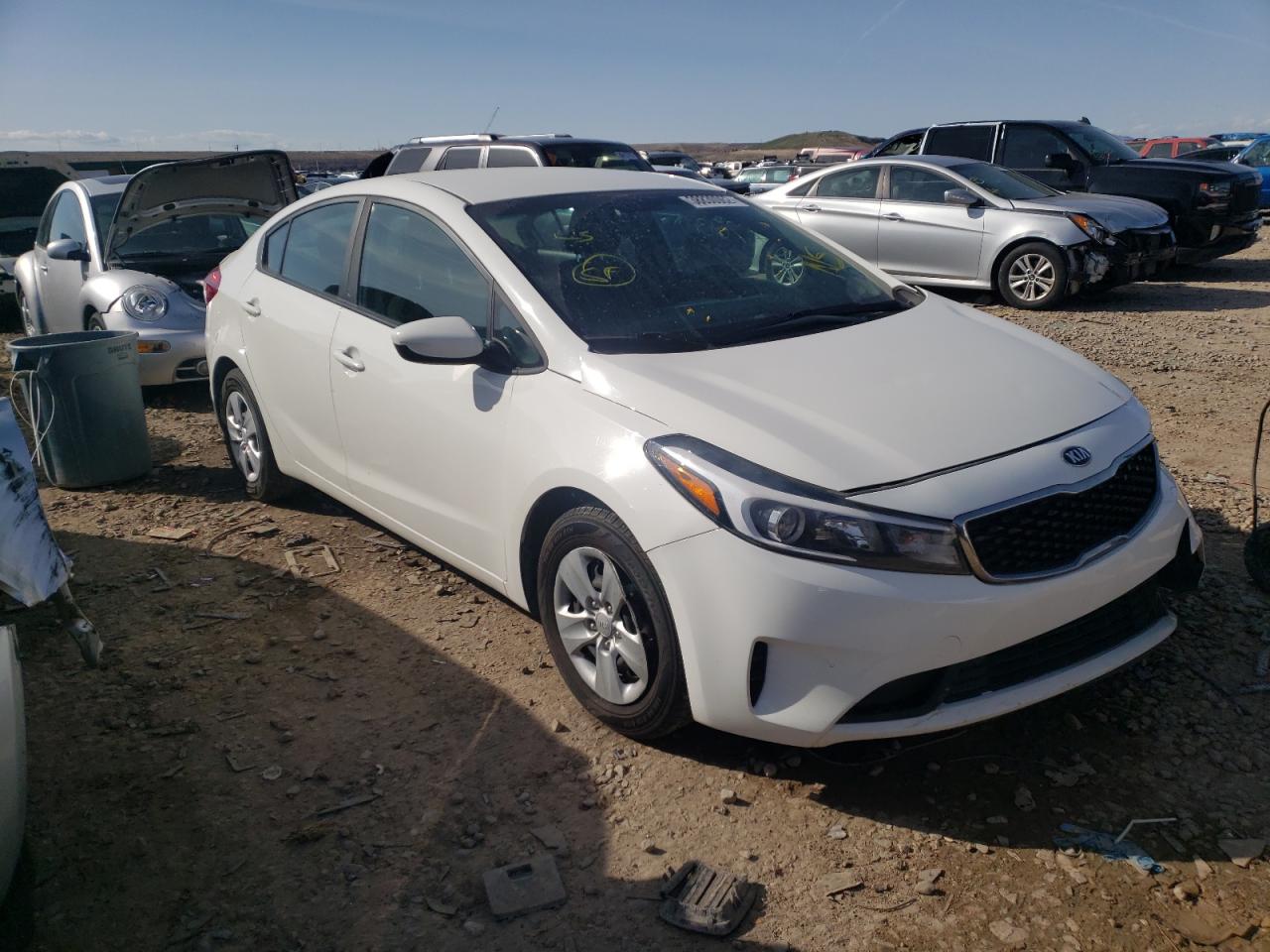 KIA FORTE LX 2017 with VIN 3KPFK4A7XHE046980 - Photo from auction