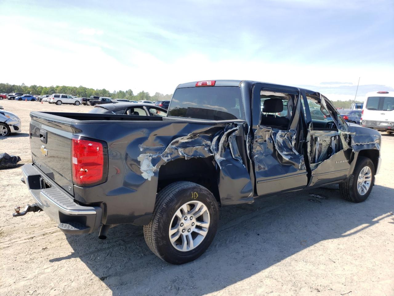 Photo 4 from auction – 2018 CHEVROLET SILVERADO with VIN 3GCPCREC3JG406042