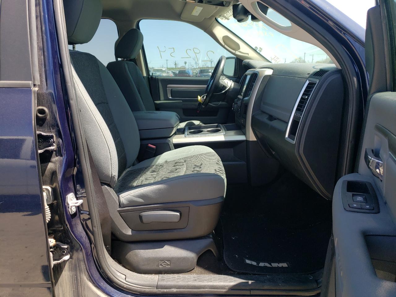 Photo 5 from auction – 2014 RAM 1500 SLT with VIN 1C6RR6LT6ES458862
