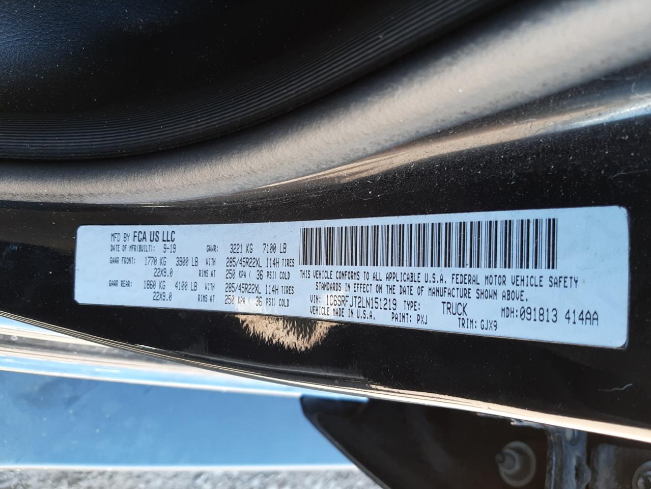 Photo 10 from auction – 2020 RAM 1500 LARAM with VIN 1C6SRFJT2LN151219