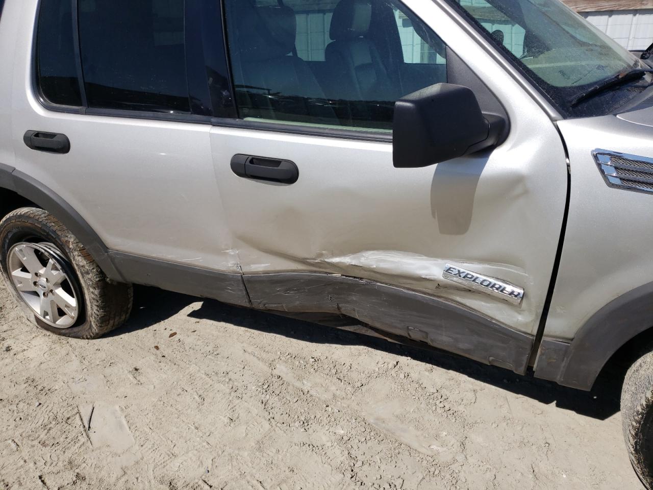 Photo 9 from auction – 2006 FORD EXPLORER X with VIN 1FMEU73876UA55000