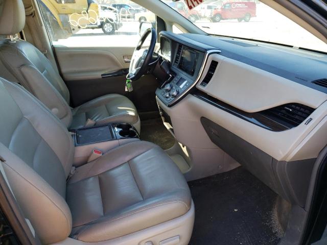Photo 5 from auction – 2015 TOYOTA SIENNA XLE with VIN 5TDDK3DC9FS098940