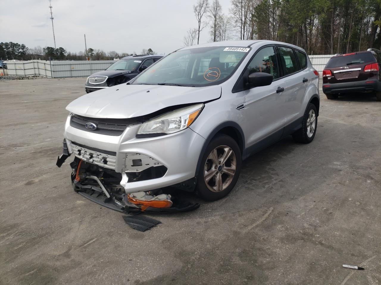 Photo 2 from auction – 2015 FORD ESCAPE S with VIN 1FMCU0F7XFUC73837