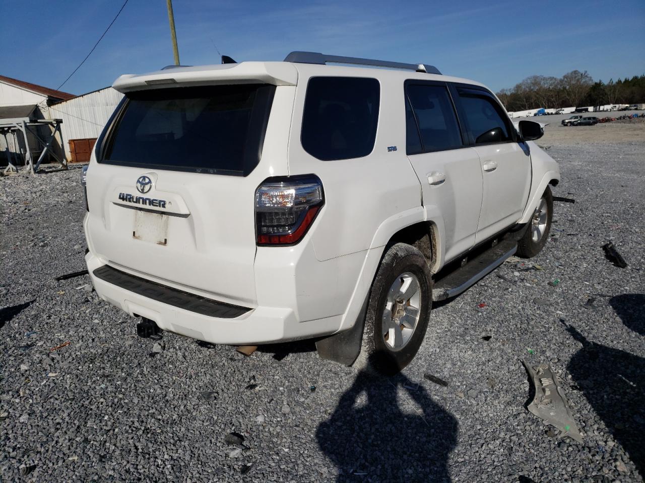 Photo 4 from auction – 2017 TOYOTA 4RUNNER SR with VIN JTEZU5JR6H5160478