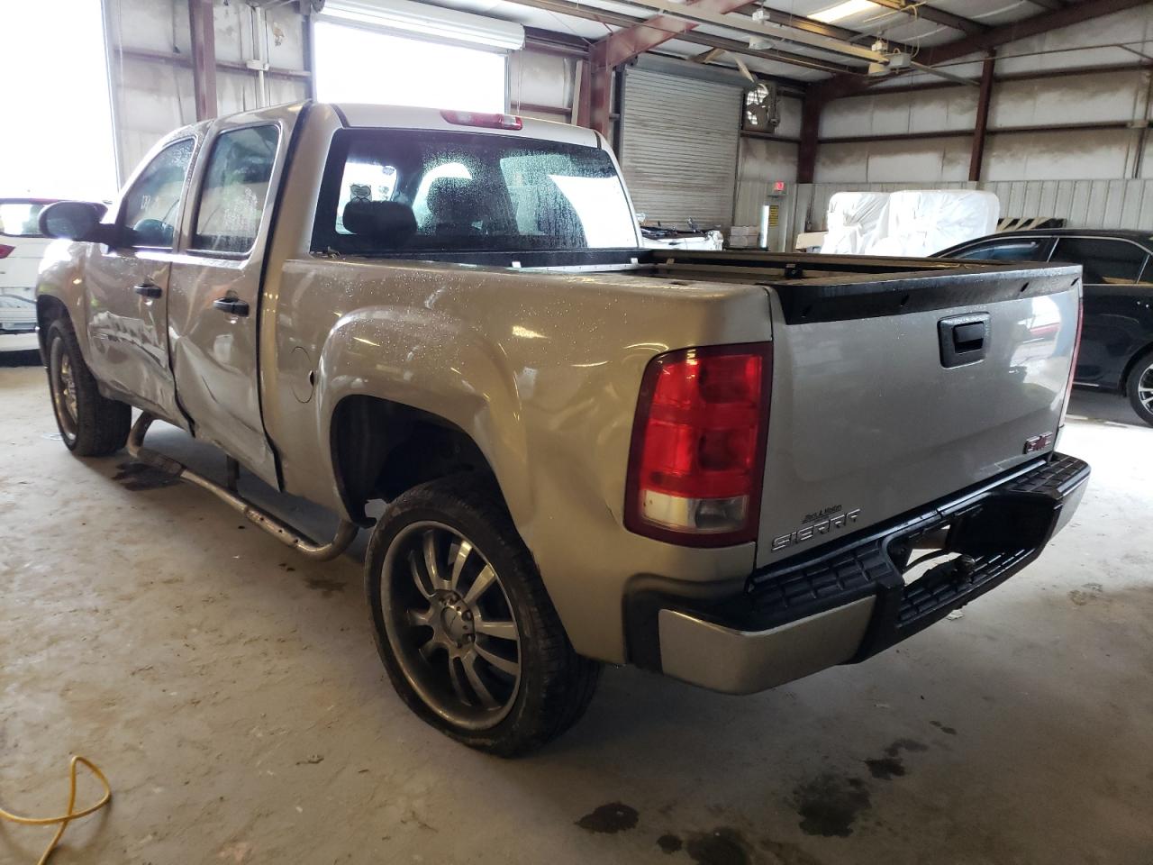Photo 3 from auction – 2008 GMC SIERRA C15 with VIN 3GTEC13C08G130828