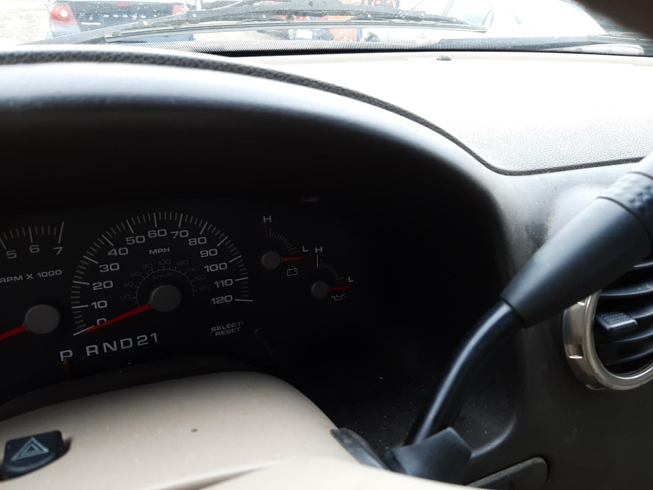 صورة رقم 8 من المزاد - 2003 FORD EXPEDITION مع VIN 1FMRU15W73LB69848