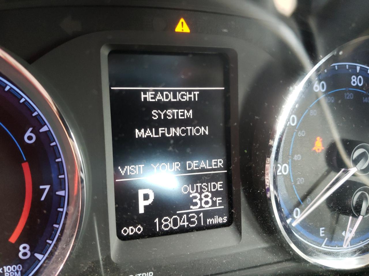 Photo 8 from auction – 2017 TOYOTA COROLLA L with VIN 2T1BURHE0HC749514