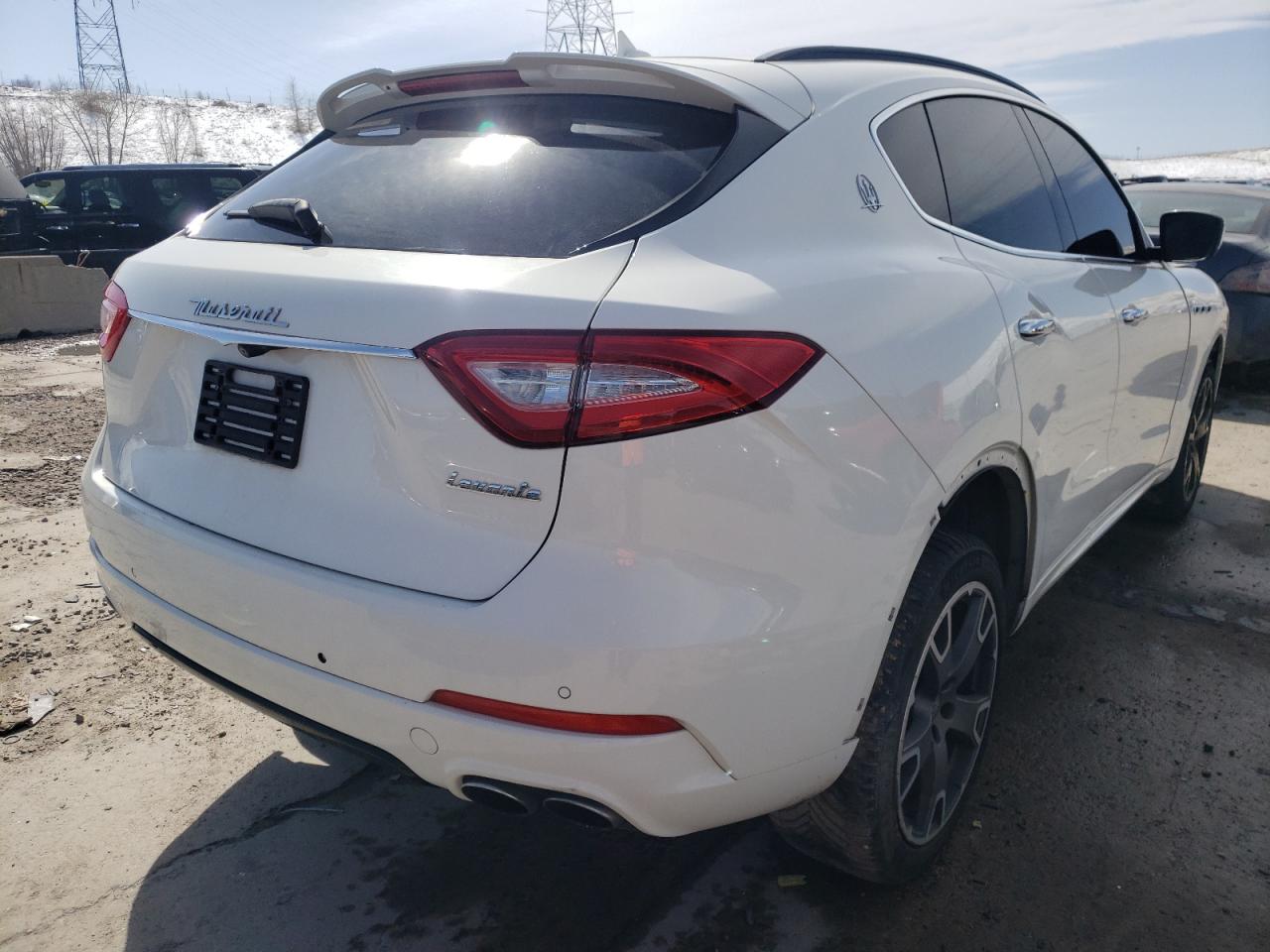 Photo 4 from auction – 2017 MASERATI LEVANTE SP with VIN ZN661XUS3HX234338