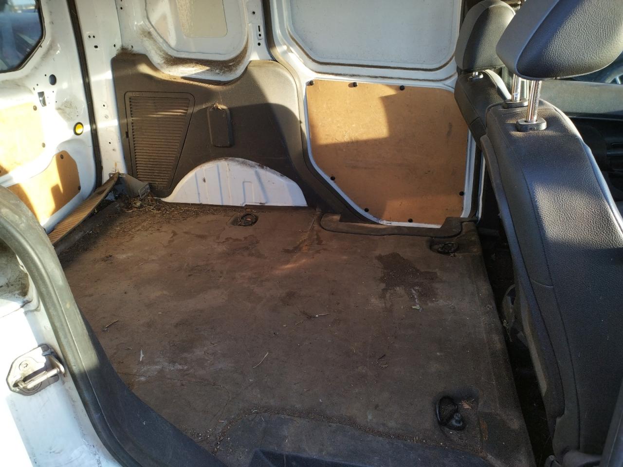 Photo 6 from auction – 2017 FORD TRANSIT CO with VIN NM0LS6E79H1305757