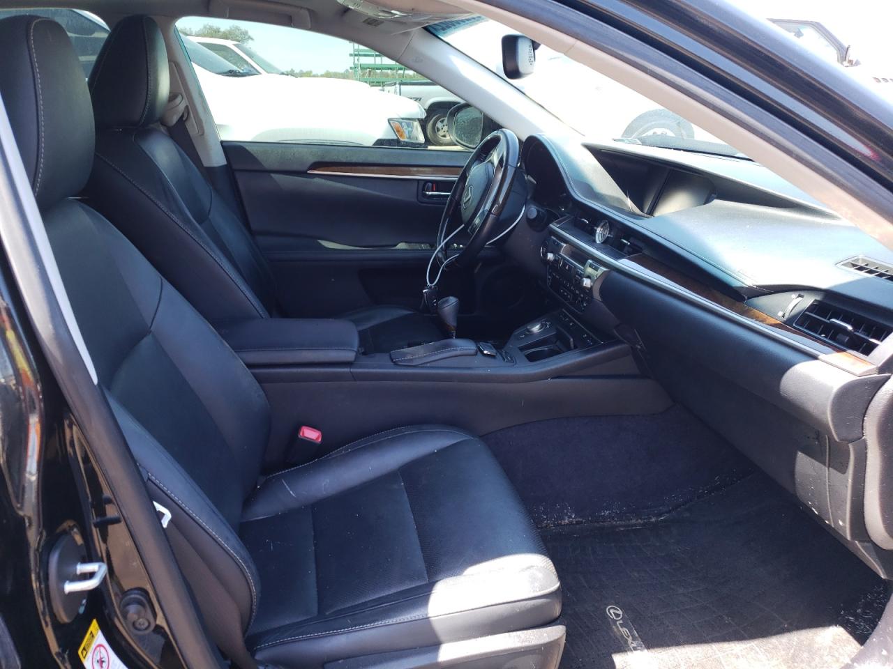 Photo 5 from auction – 2015 LEXUS ES 350 with VIN JTHBK1GG3F2205335