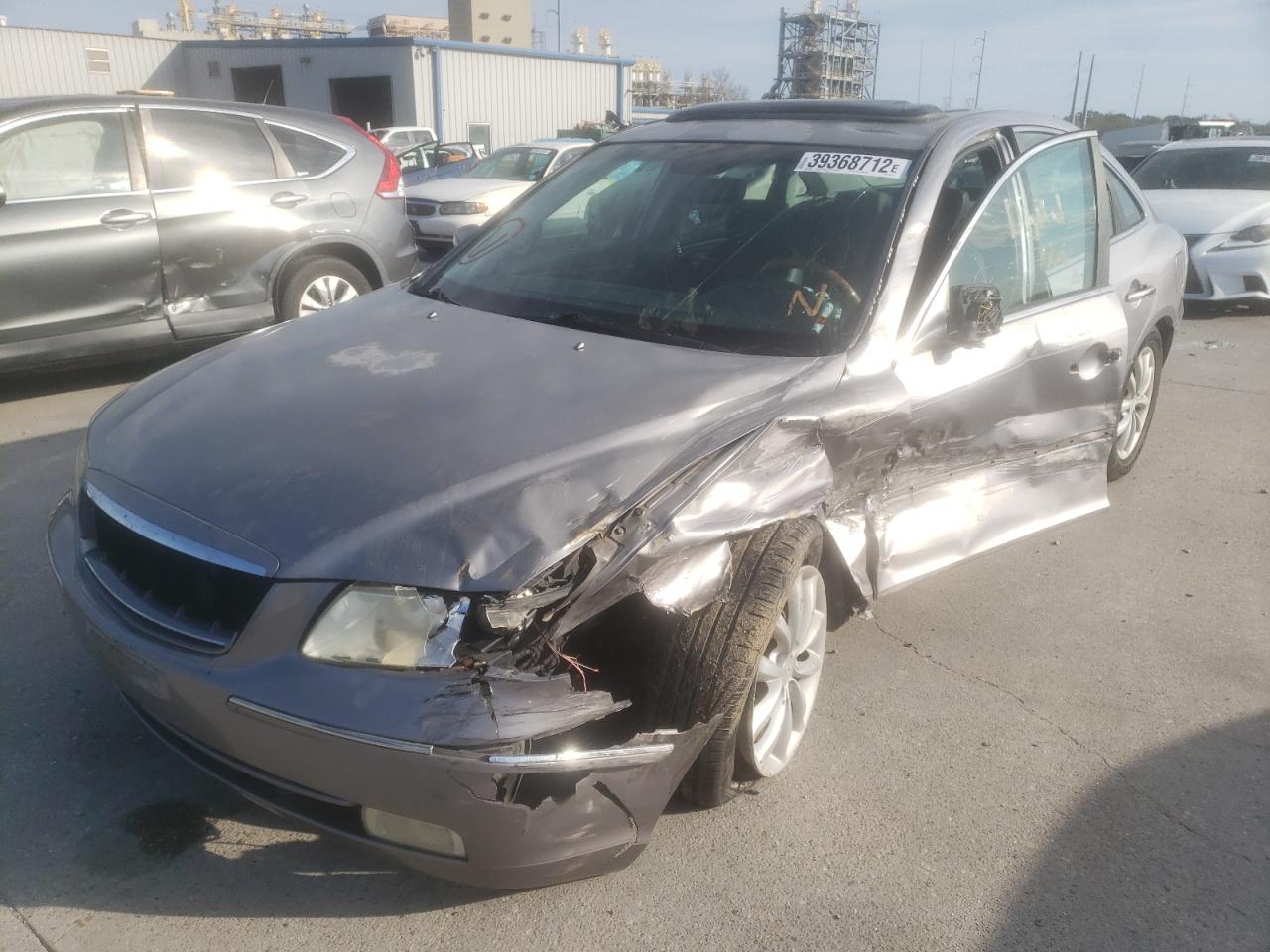 Photo 2 from auction – 2006 HYUNDAI AZERA SE with VIN KMHFC46F06A044776