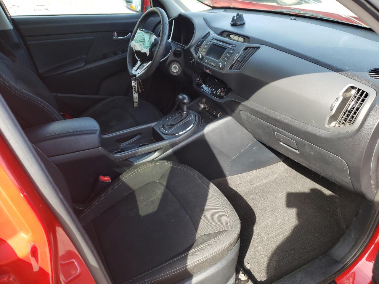 Photo 5 from auction – 2012 KIA SPORTAGE E with VIN KNDPCCA25C7173158