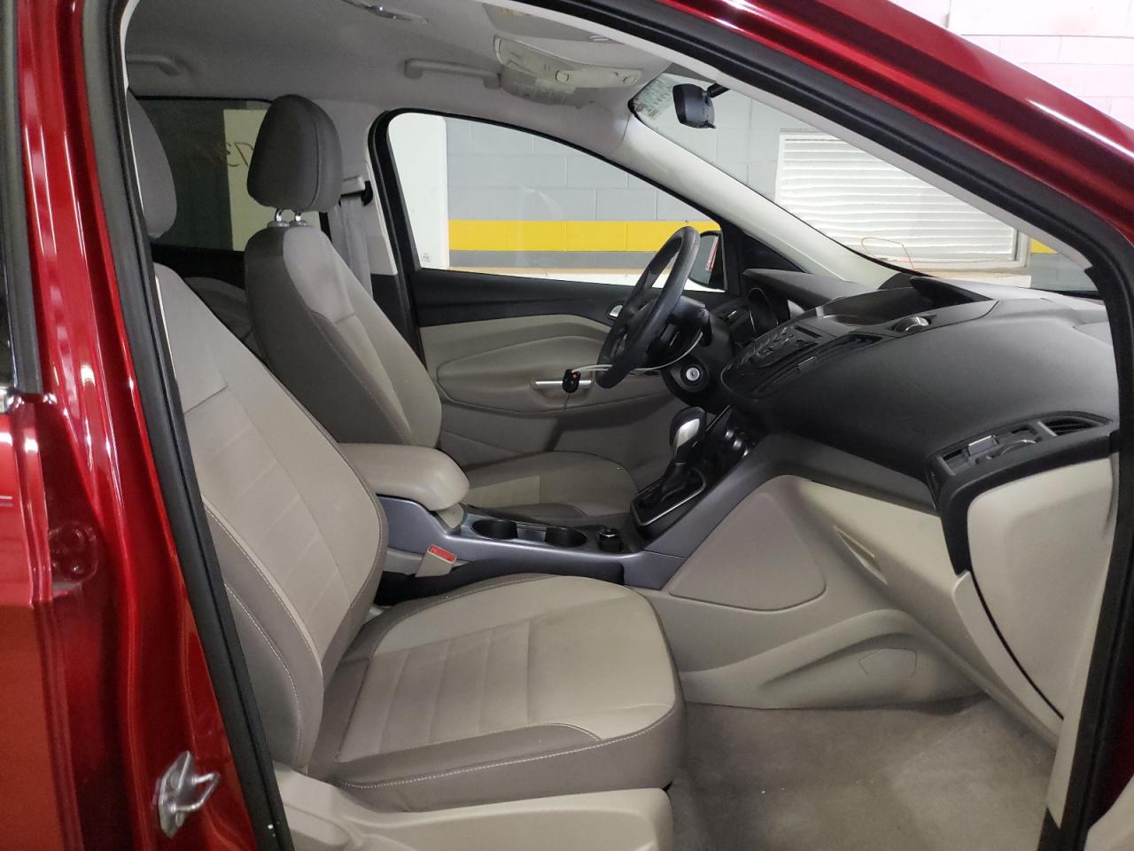 Photo 5 from auction – 2014 FORD ESCAPE SE with VIN 1FMCU0GX9EUB23148