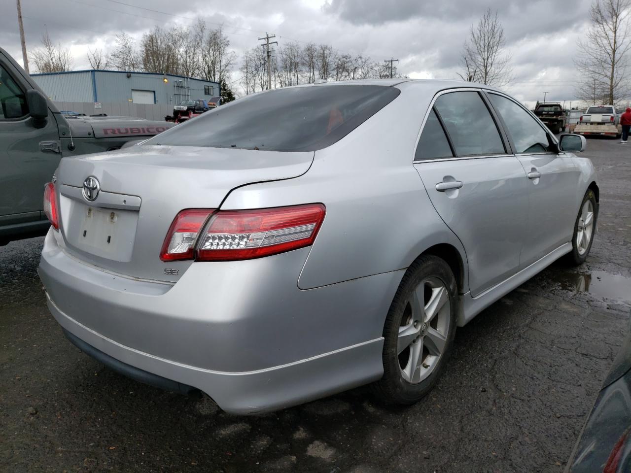 Photo 4 from auction – 2010 TOYOTA CAMRY BASE with VIN 4T1BF3EK0AU512382