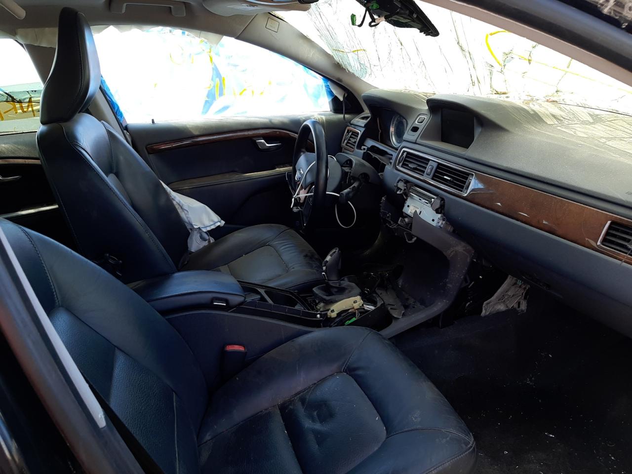 Photo 5 from auction – 2013 VOLVO S80 T6 with VIN YV1902AH5D1170856