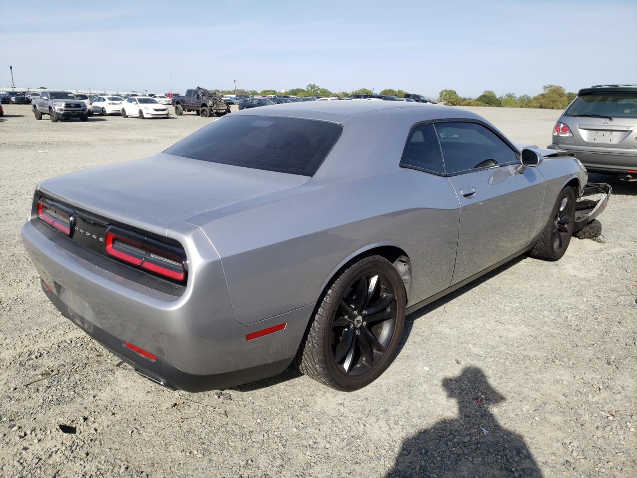 Photo 4 from auction – 2017 DODGE CHALLENGER with VIN 2C3CDZAG1HH604489