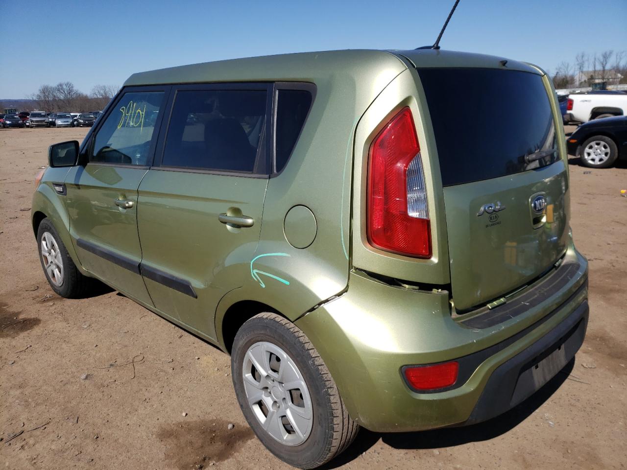 Photo 3 from auction – 2013 KIA SOUL with VIN KNDJT2A55D7513081