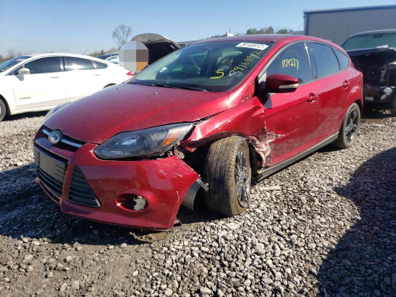 Фото 2 с аукциона – 2014 FORD FOCUS SE с VIN 1FADP3K22EL190490