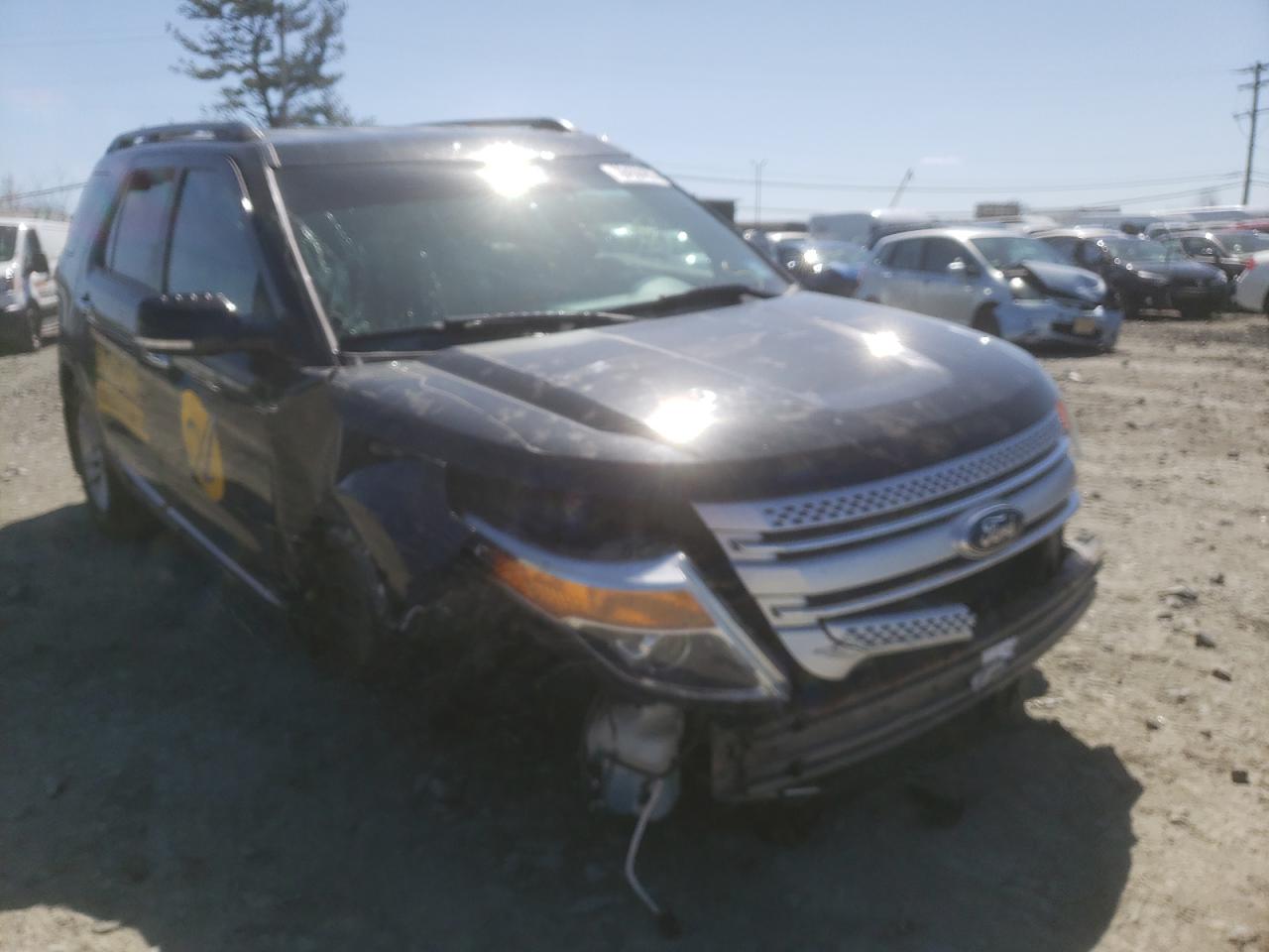 FORD EXPLORER 2015 with VIN 1FM5K8D81FGA06304 - Photo from auction