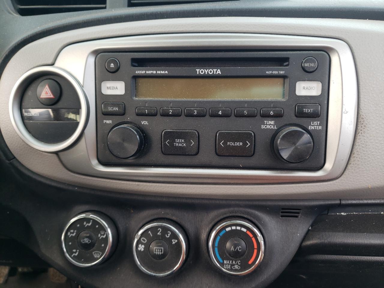 Photo 9 from auction – 2012 TOYOTA YARIS with VIN JTDJTUD34CD516169