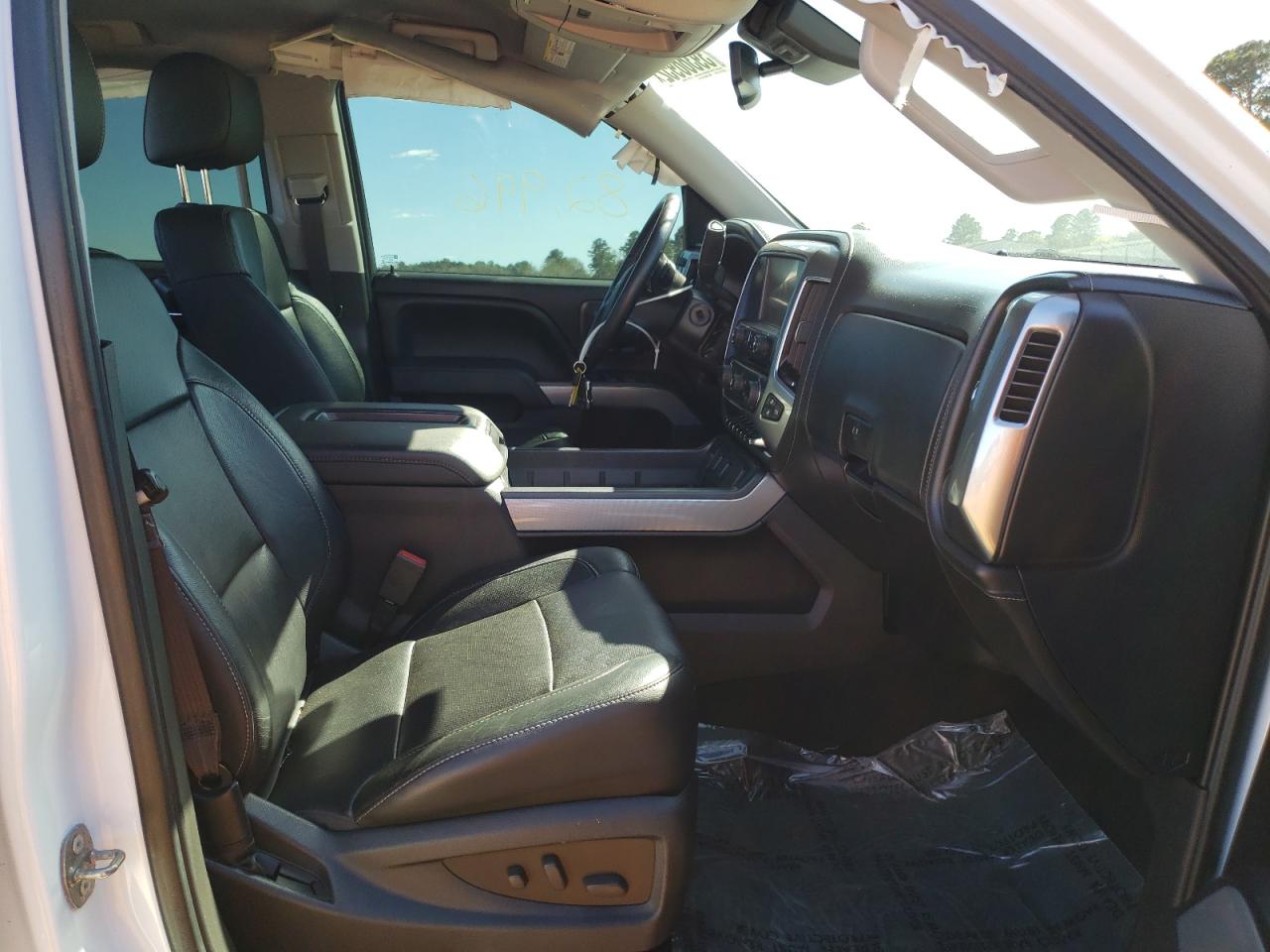 Photo 5 from auction – 2015 CHEVROLET SILVERADO with VIN 3GCUKSECXFG449457