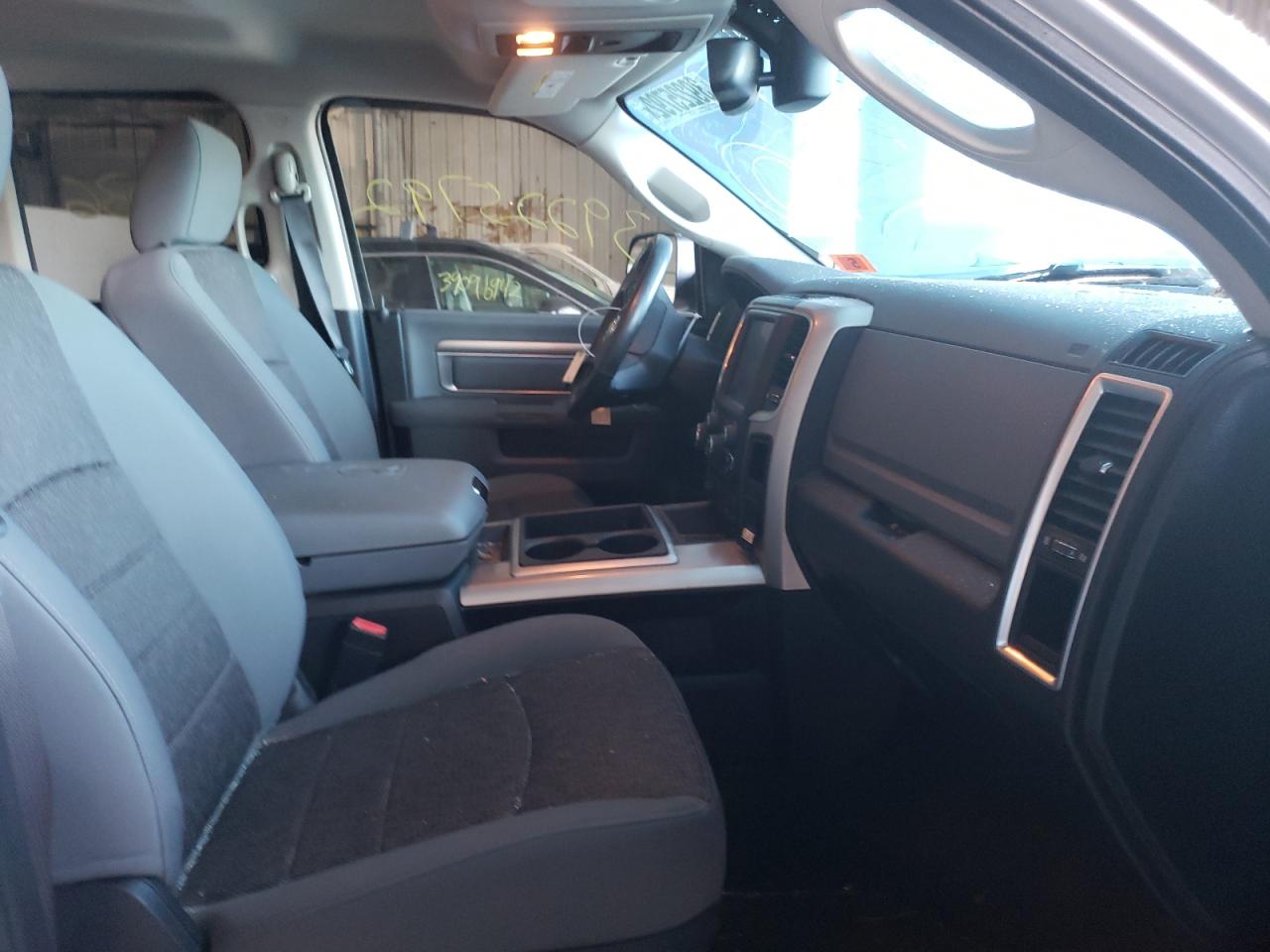 Photo 5 from auction – 2015 RAM 1500 SLT with VIN 1C6RR7GT9FS632103
