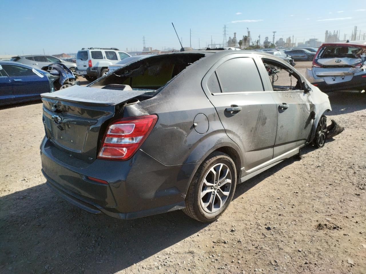 Photo 4 from auction – 2018 CHEVROLET SONIC LT with VIN 1G1JD5SH7J4114203