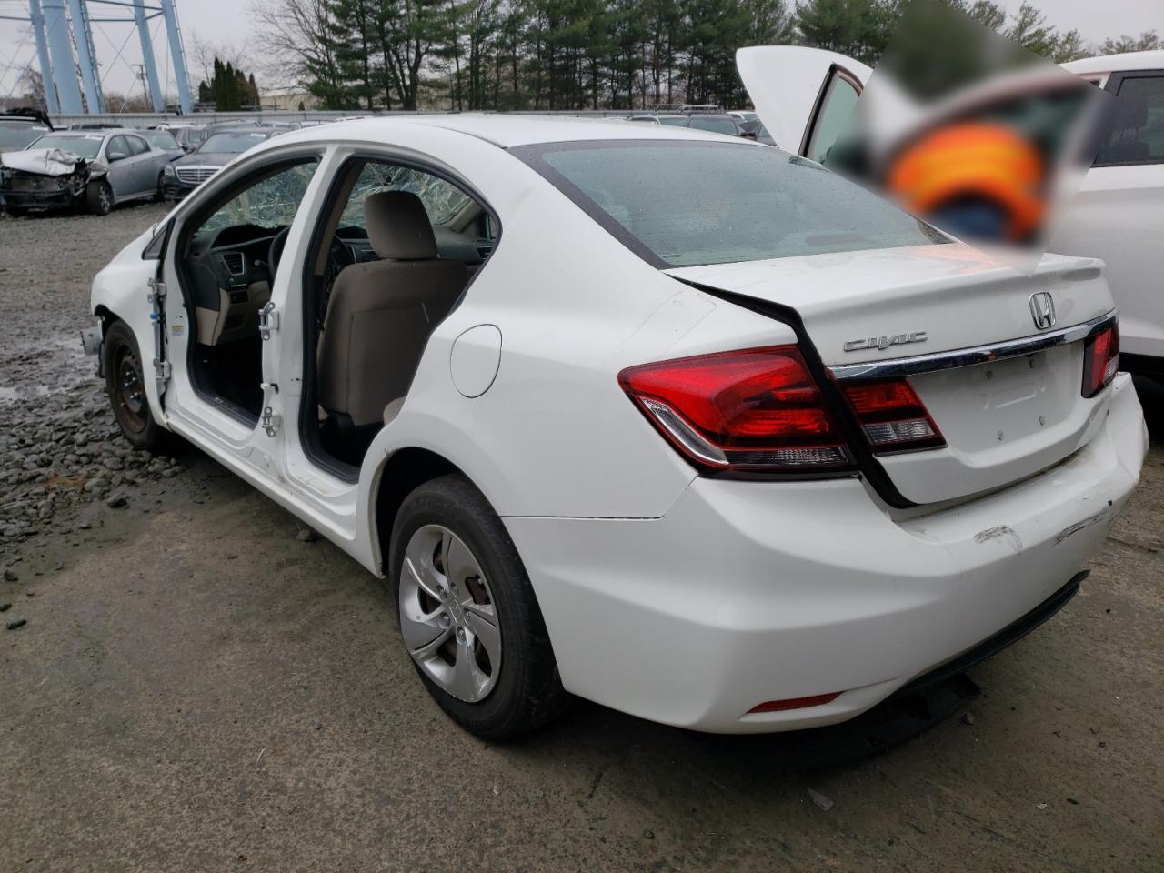 Photo 3 from auction – 2015 HONDA CIVIC LX with VIN 19XFB2F5XFE707853