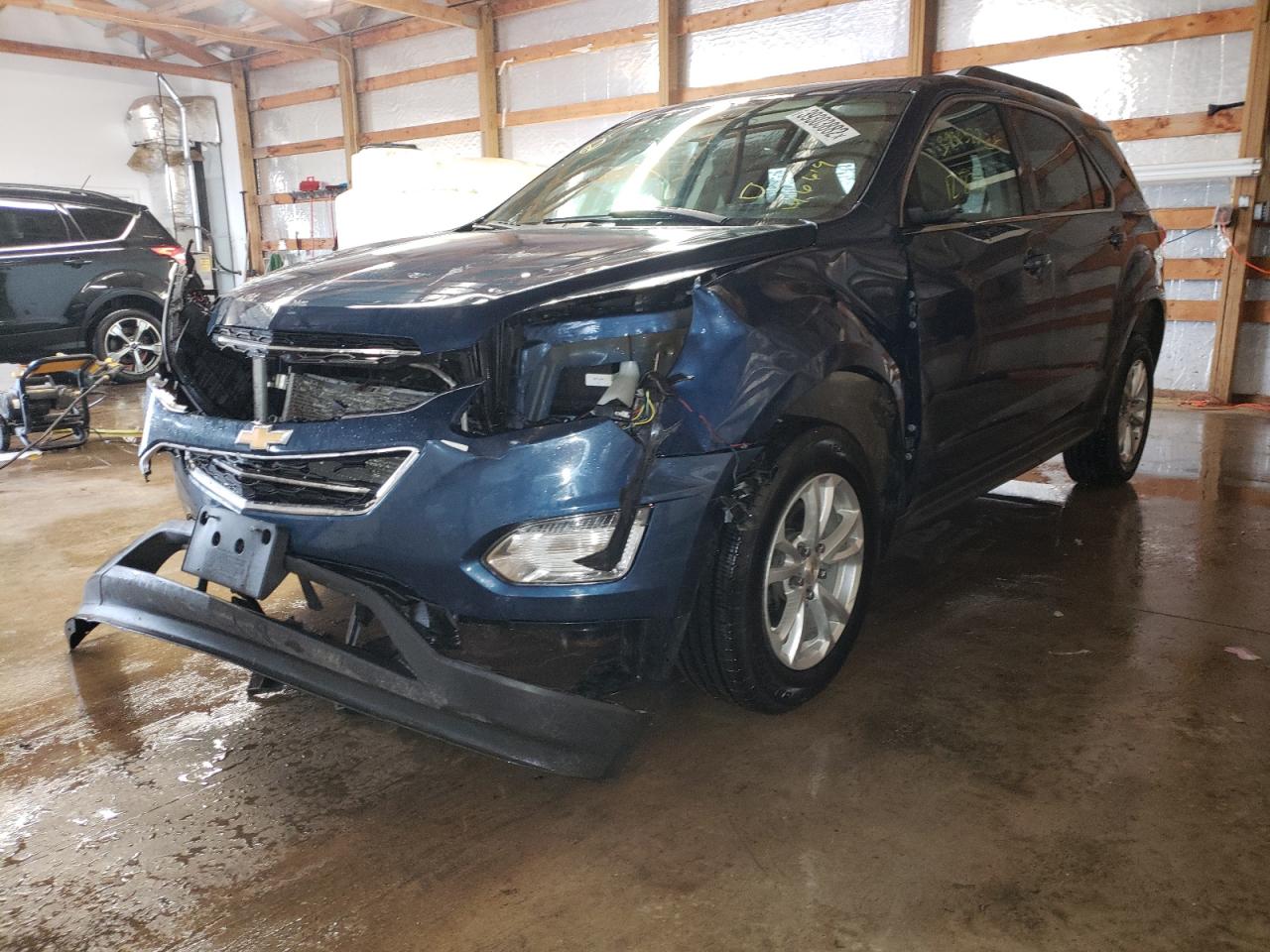 Photo 2 from auction – 2017 CHEVROLET EQUINOX LT with VIN 2GNFLFEK4H6146619
