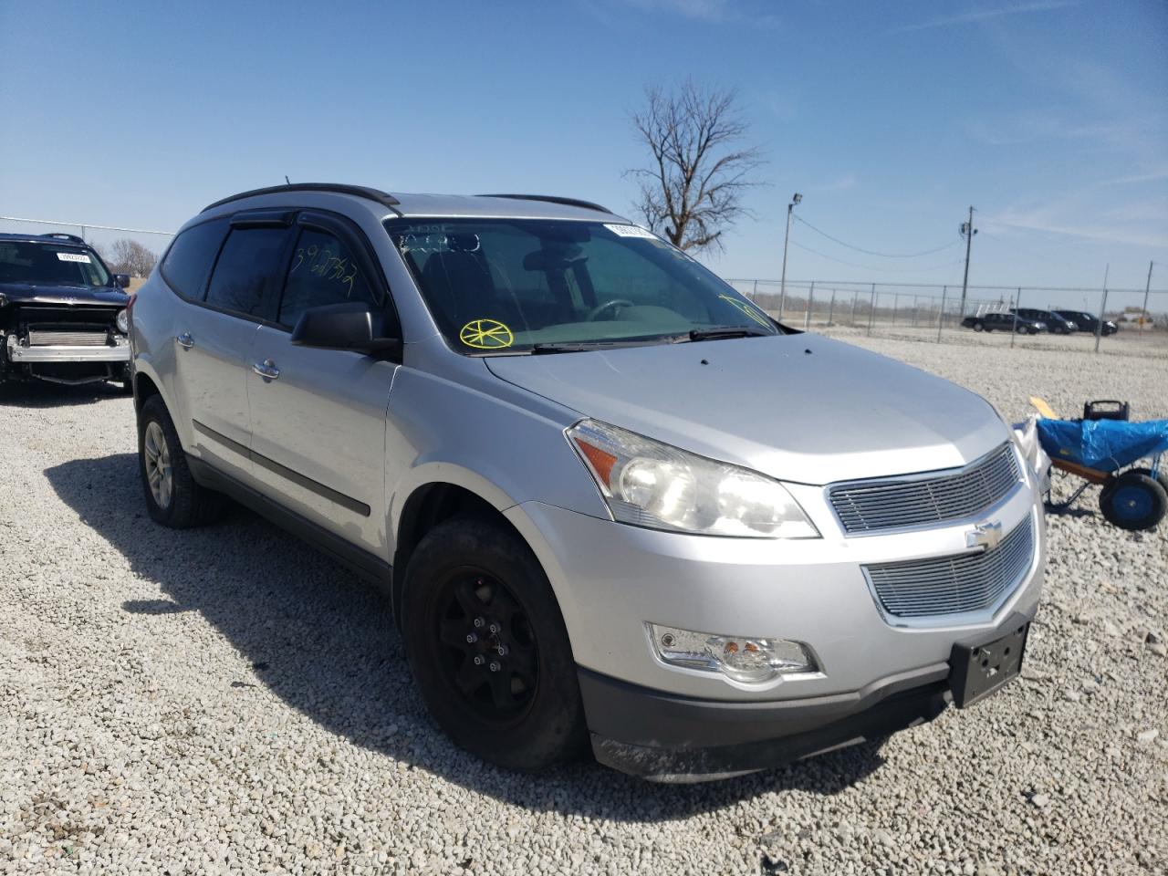 CHEVROLET TRAVERSE L 2011 with VIN 1GNKVFED3BJ185237 - Photo from auction