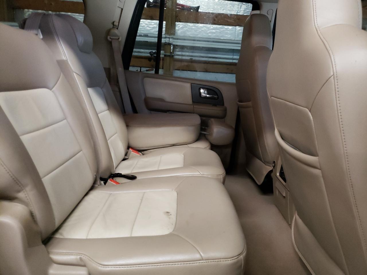 Photo 6 from auction – 2006 FORD EXPEDITION with VIN 1FMPU17536LB01255