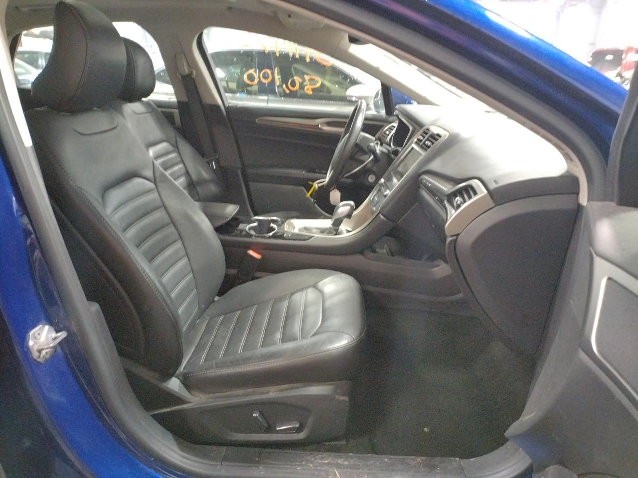 Photo 5 from auction – 2016 FORD FUSION SE with VIN 3FA6P0HD0GR304412
