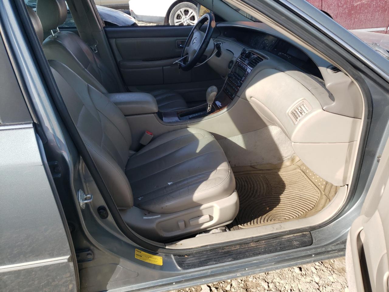 Photo 5 from auction – 2003 TOYOTA AVALON XL with VIN 4T1BF28BX3U301568