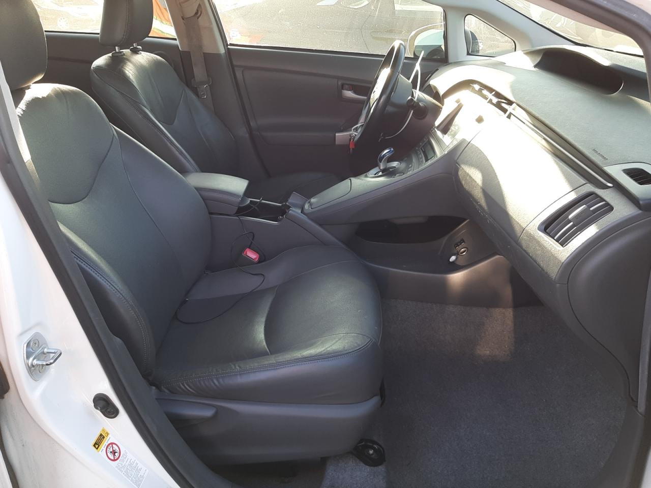 Photo 5 from auction – 2010 TOYOTA PRIUS with VIN JTDKN3DU4A0082602
