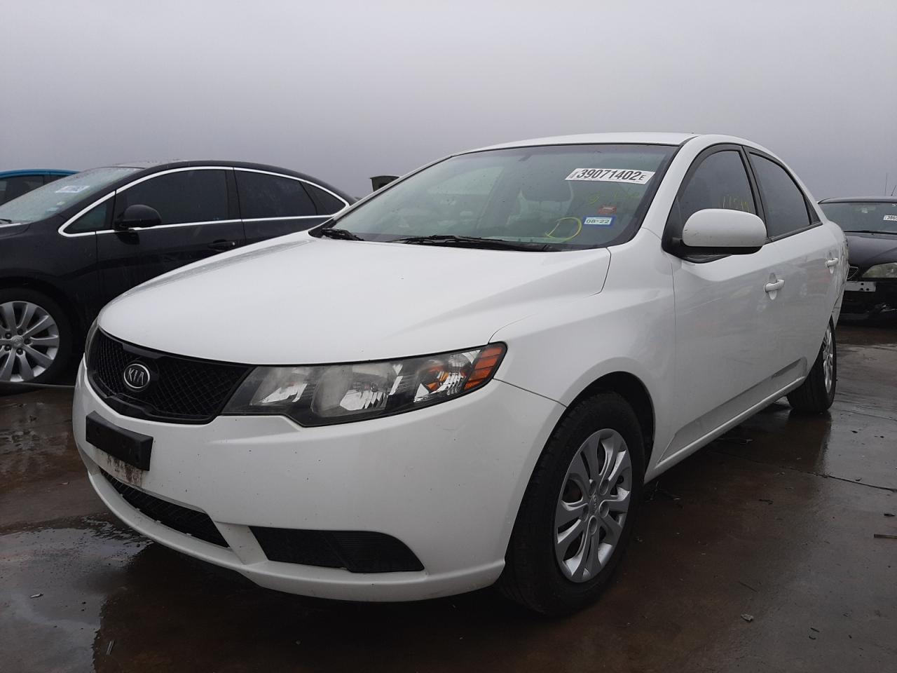 Photo 2 from auction – 2010 KIA FORTE LX with VIN KNAFT4A2XA5078702