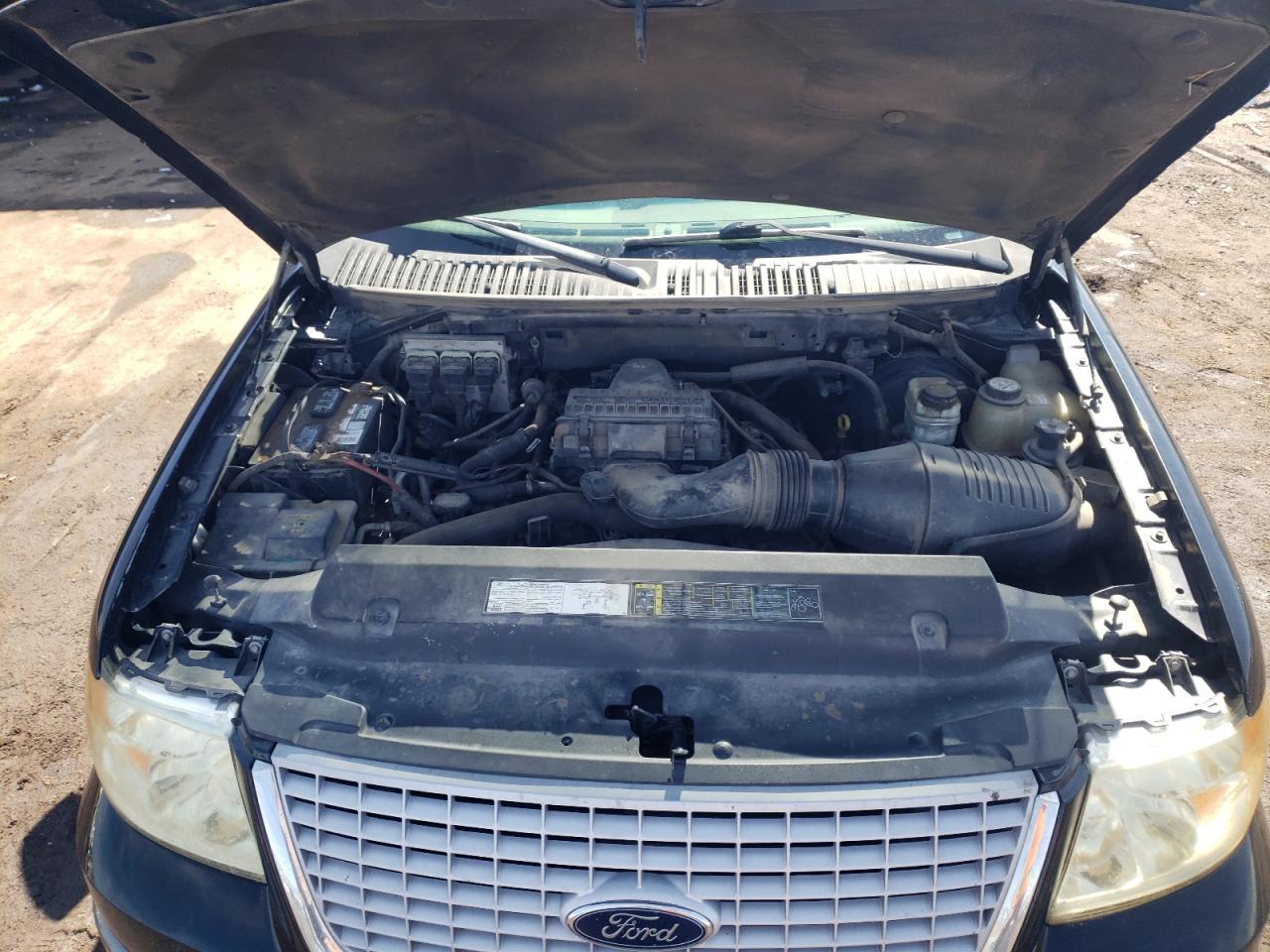 Photo 11 from auction – 2005 FORD EXPEDITION with VIN 1FMFU16595LA74011