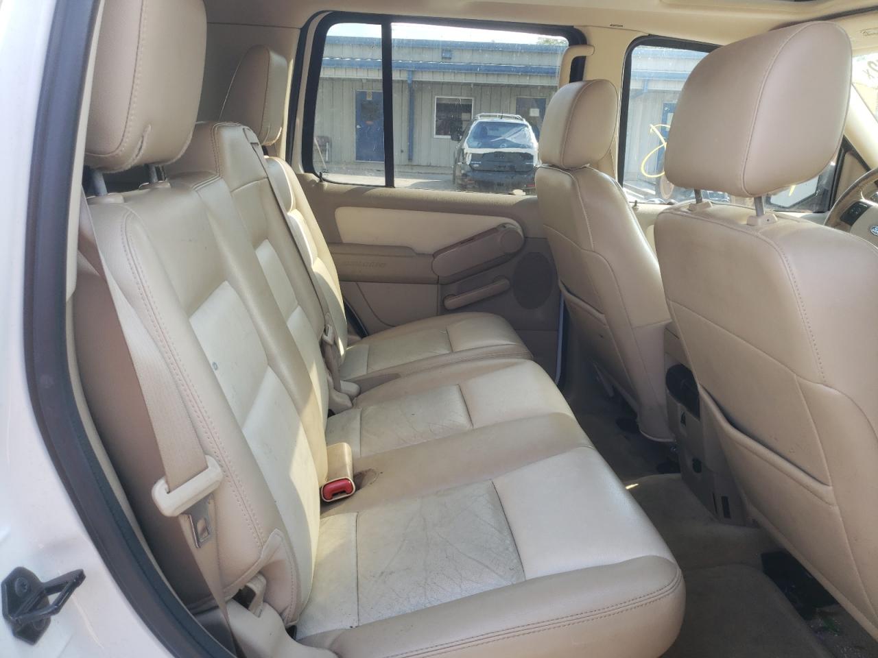 Photo 6 from auction – 2008 FORD EXPLORER E with VIN 1FMEU64E28UA58968