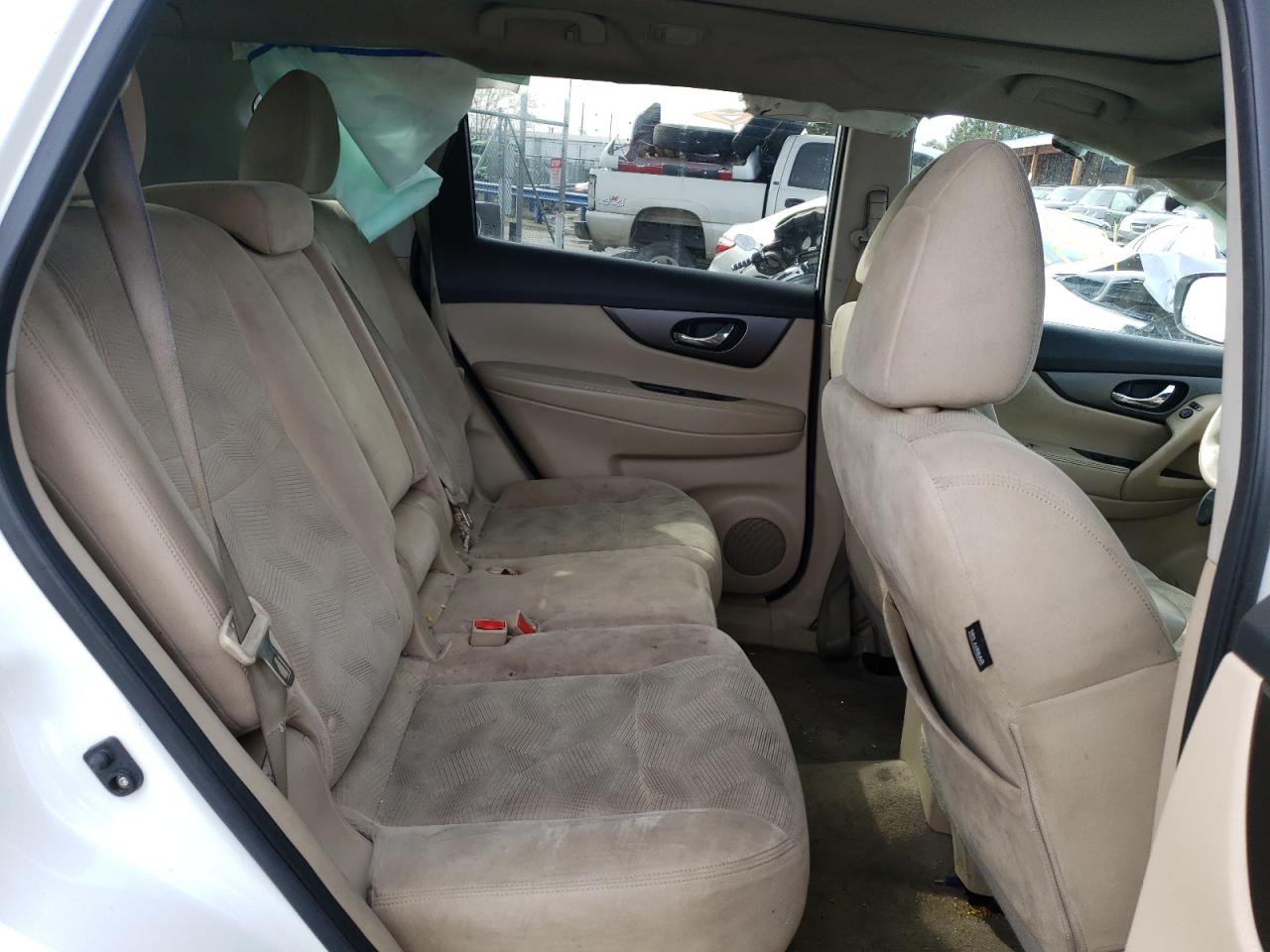 Photo 6 from auction – 2014 NISSAN ROGUE S with VIN 5N1AT2MV0EC770536