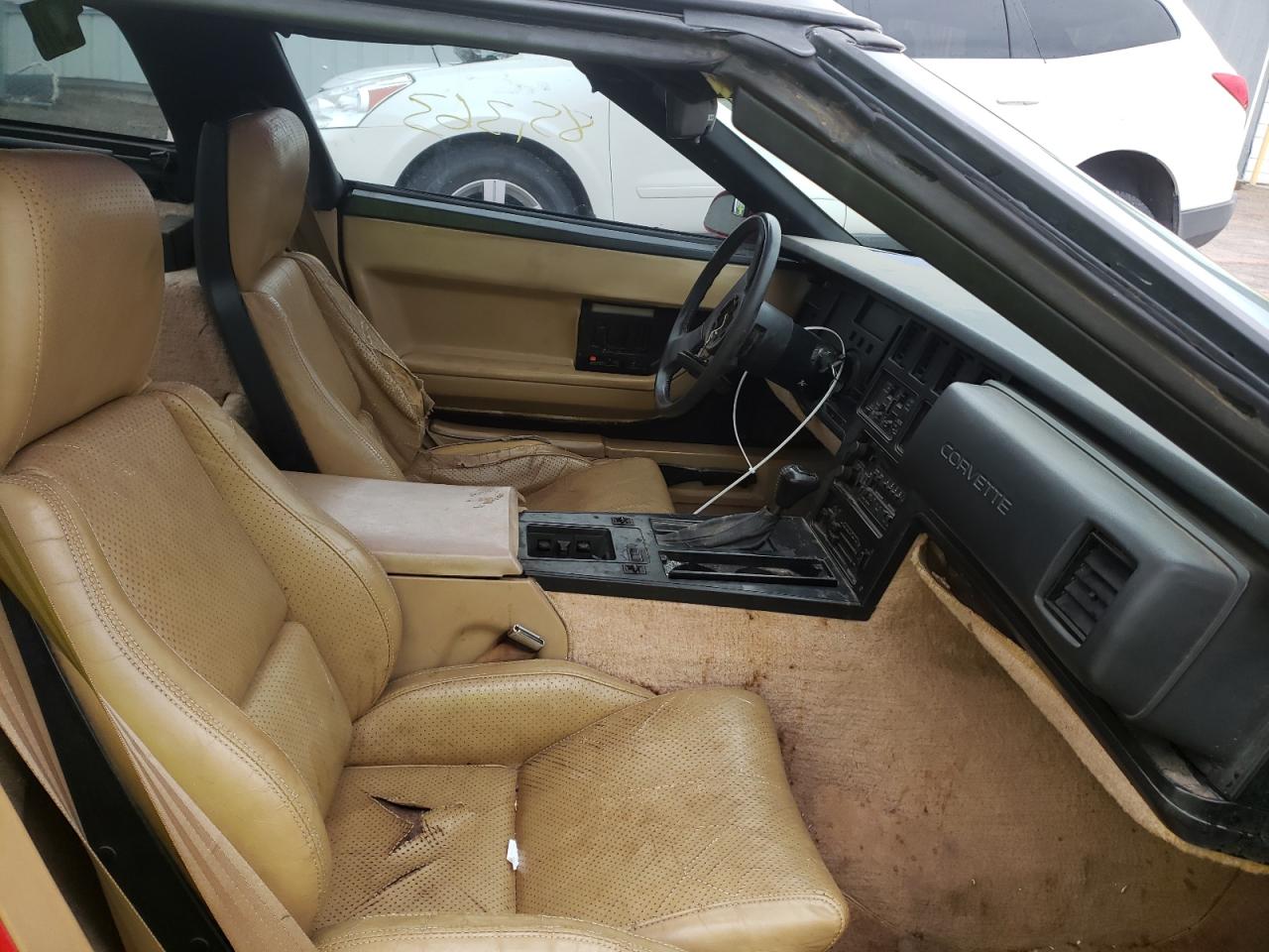 Photo 5 from auction – 1985 CHEVROLET CORVETTE with VIN 1G1YY0780F5121333
