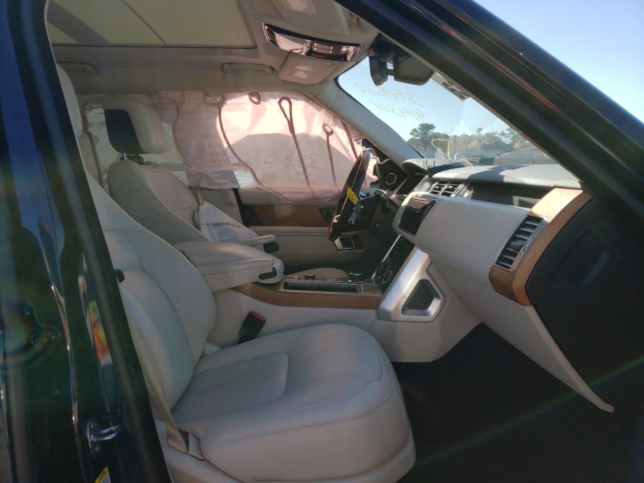 Photo 5 from auction – 2020 LAND ROVER RANGE ROVE with VIN SALGS2RU9LA414301